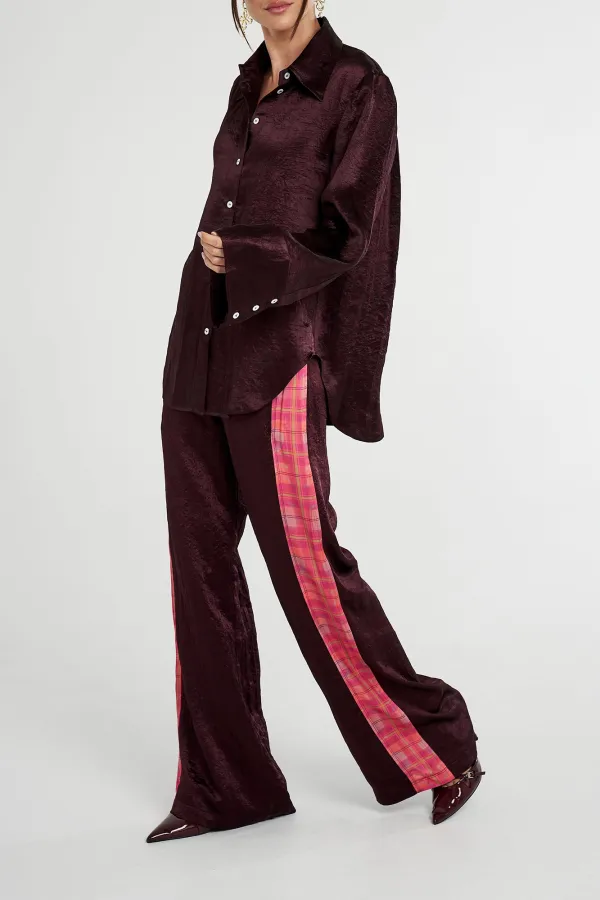 Elegant And Versatile Deep Plum Long-Sleeved Shirt