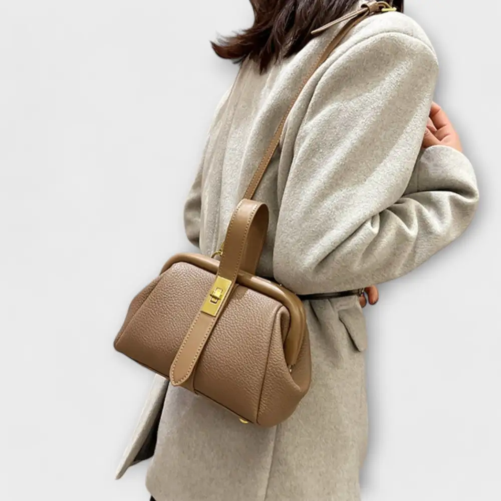 Minimal Carry Handbag