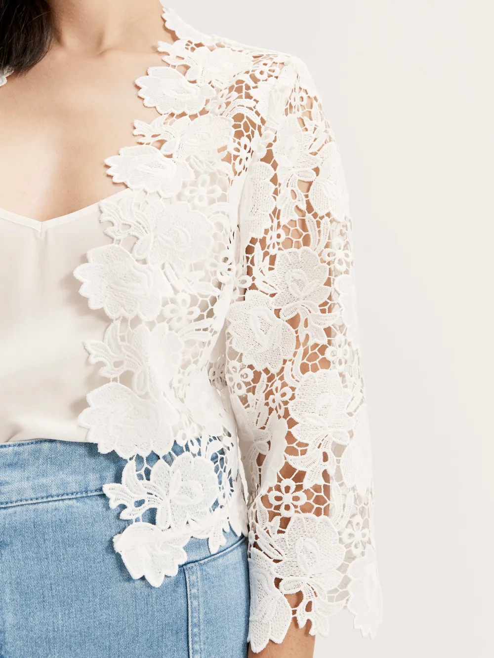 White Lace Hollow Floral Tops