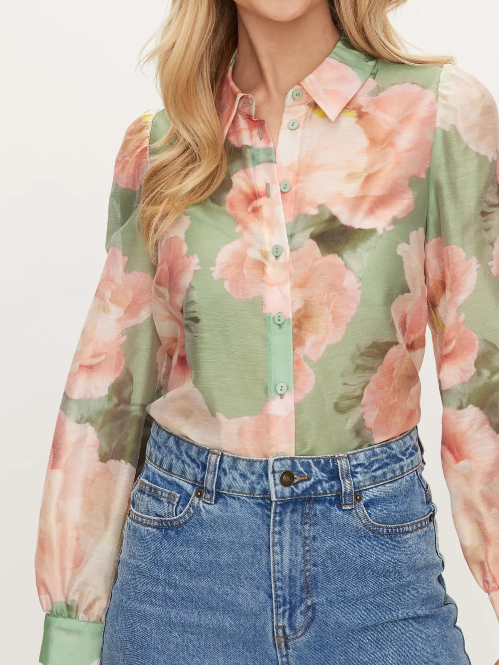 Daily Pearl Puff Sleeve Shirt