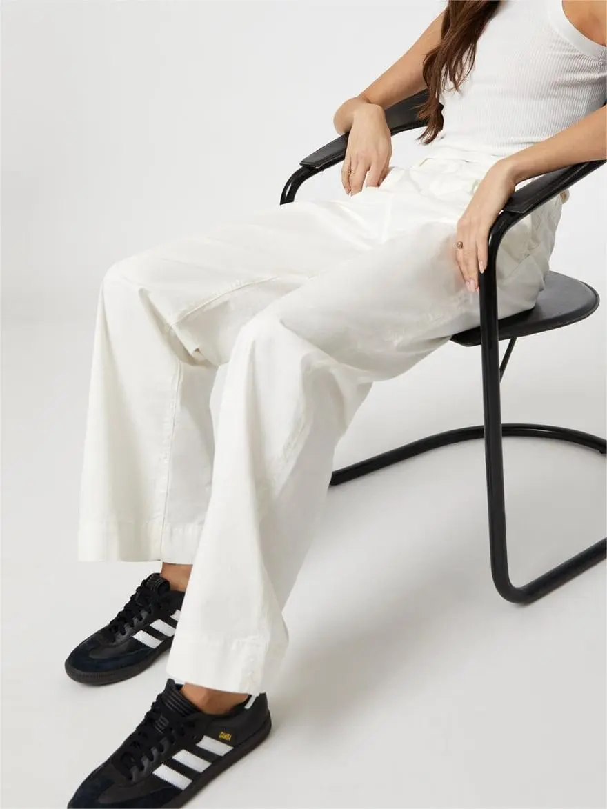 Pleated Wide Leg Pants