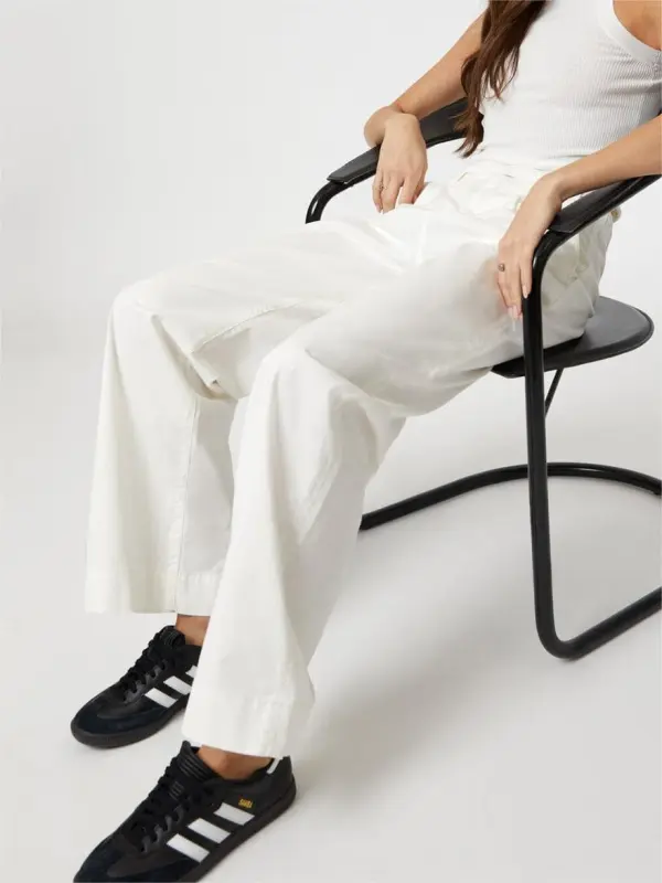 Pleated Wide Leg Pants