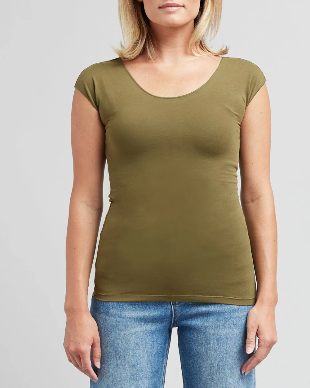 Short Sleeve Fitted T-Shirt