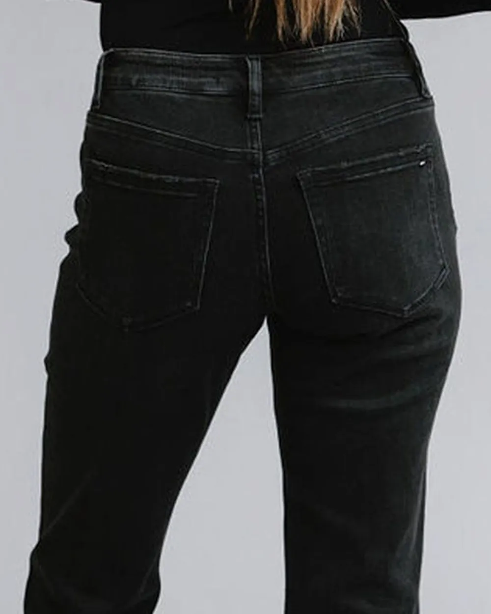 Mid Rise Boyfriend Style Jean