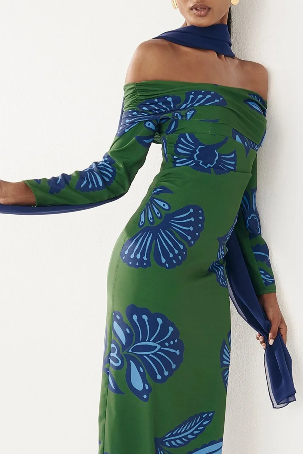 Cobalt Women's Slight Stretch Shawl