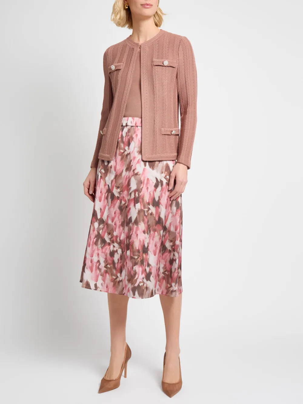 Round Neck Long Sleeved Knitted Jacket