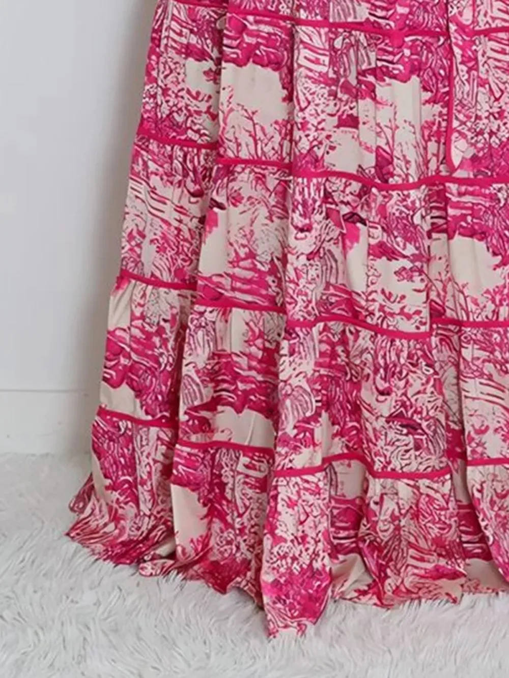 V-Neck Art Graphic Long Sleeve Dress