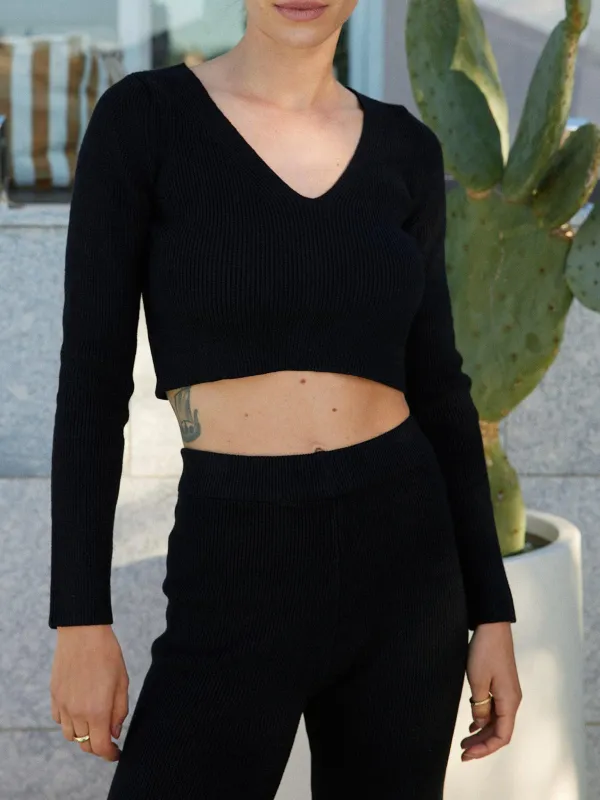 Black Long Sleeve Knit Top