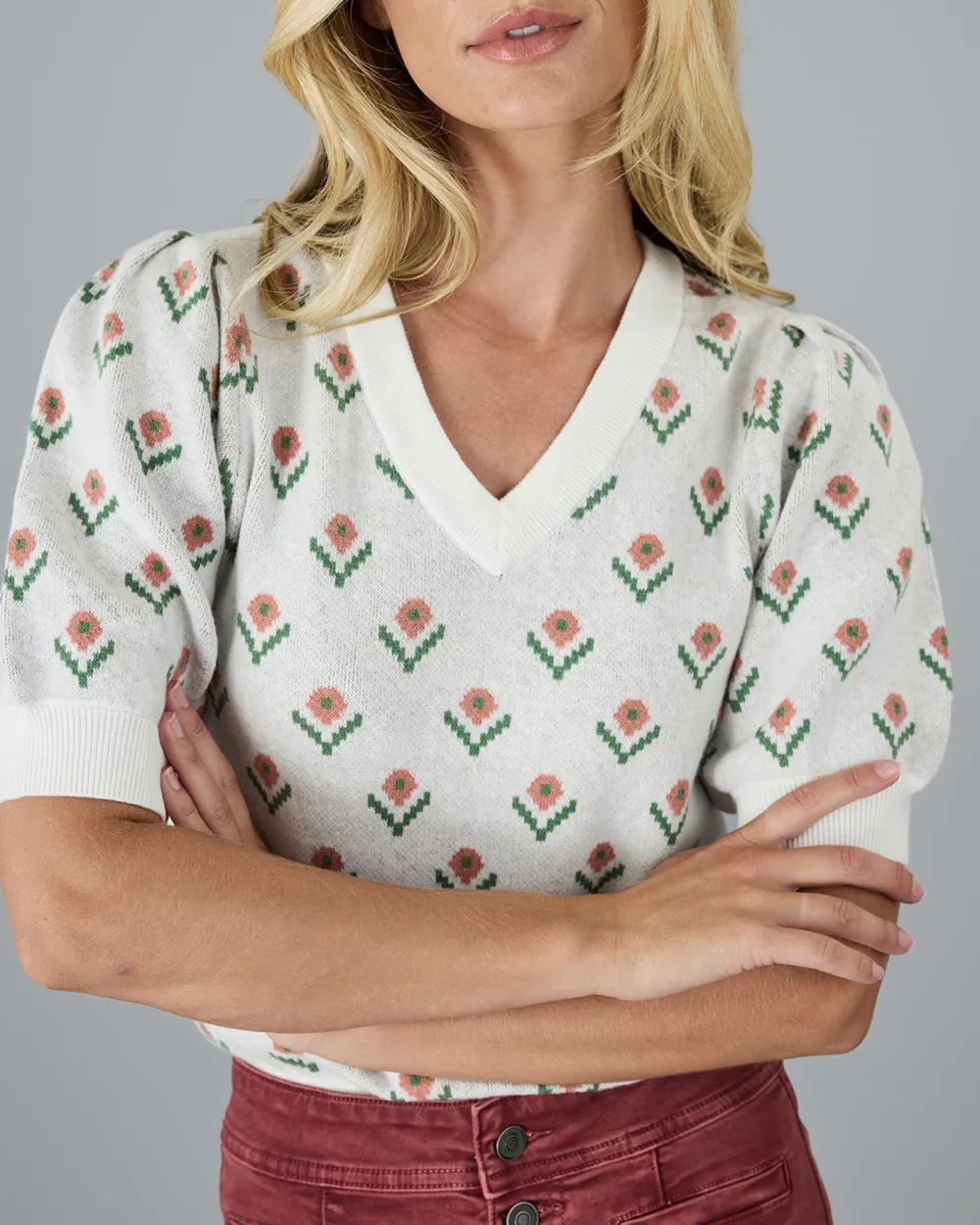 Floral Print V-Neck Pullover