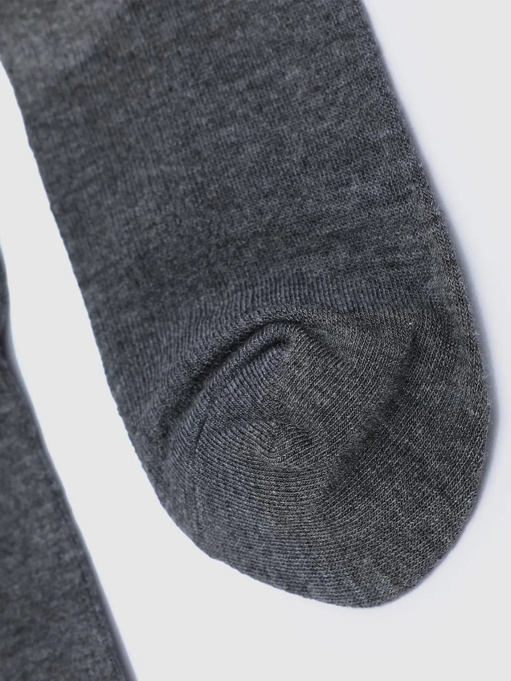 Sleek Ribbed Socks