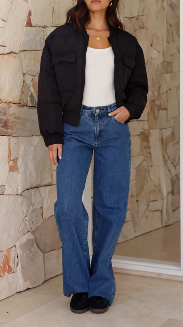 Casual Pocketed Puffer Jacket - Black