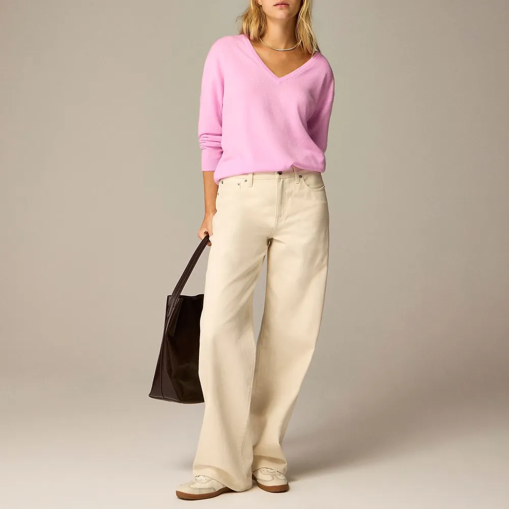 Cashmere Relaxed V-Neck Sweaters