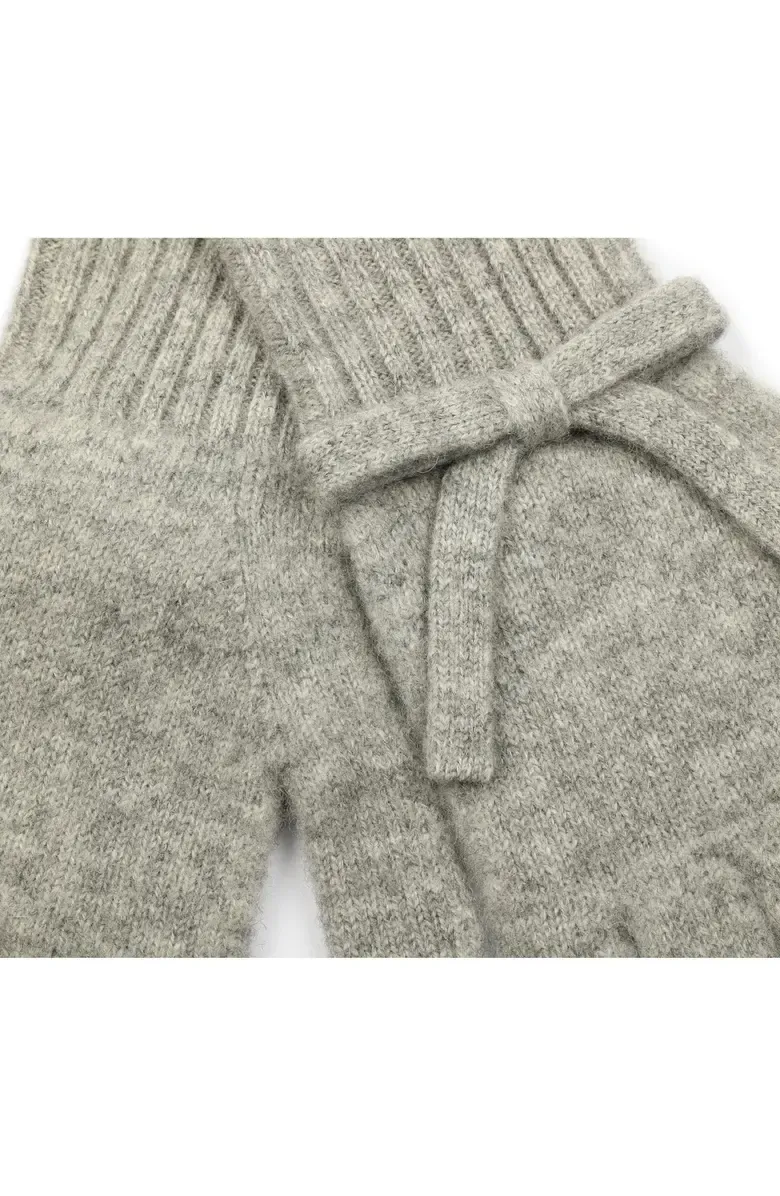bow detail wool gloves