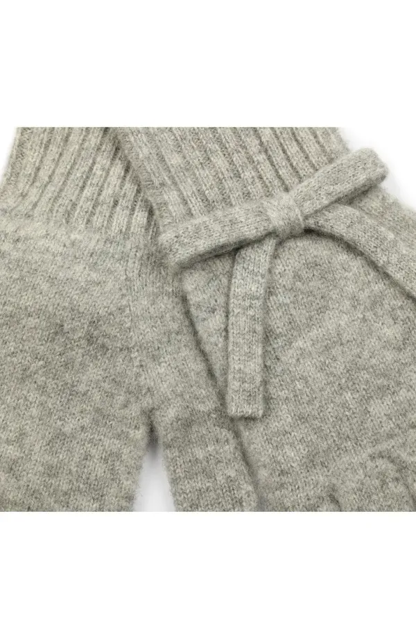 bow detail wool gloves