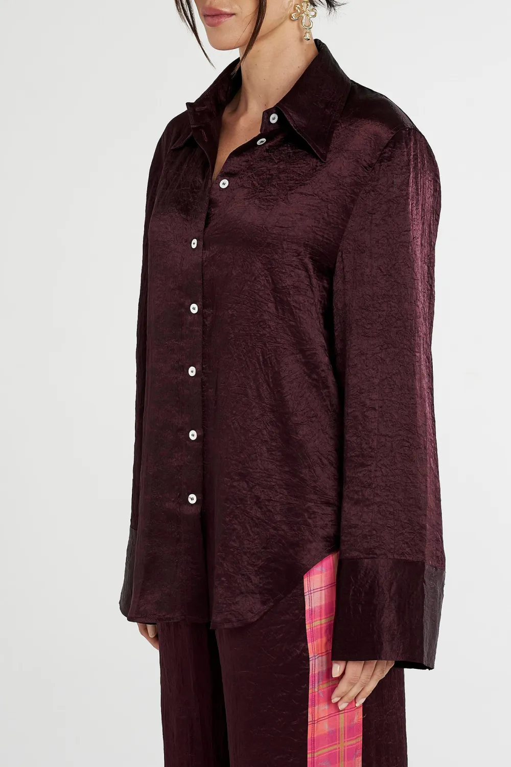 Elegant And Versatile Deep Plum Long-Sleeved Shirt