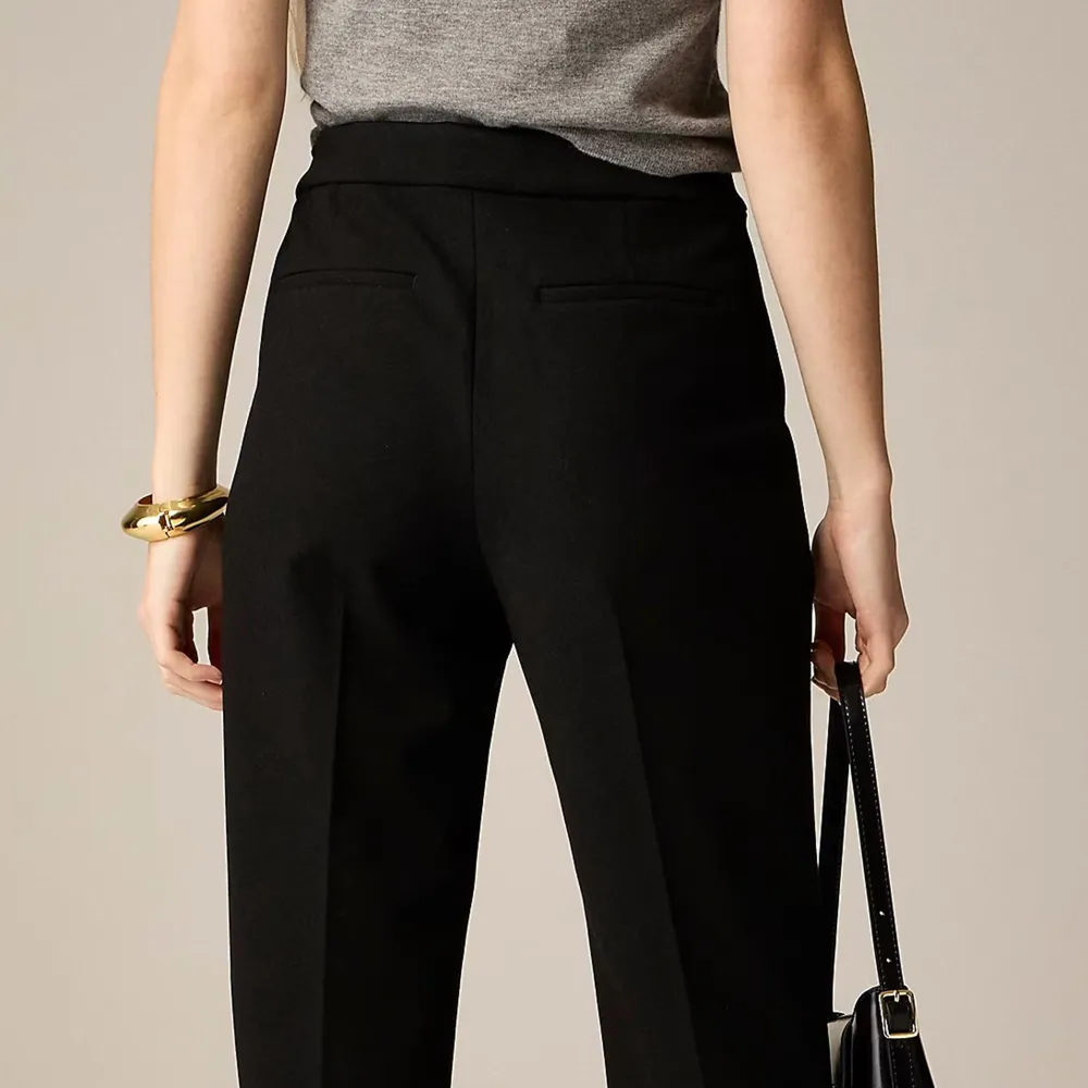 Straight-Leg Stretch Trousers