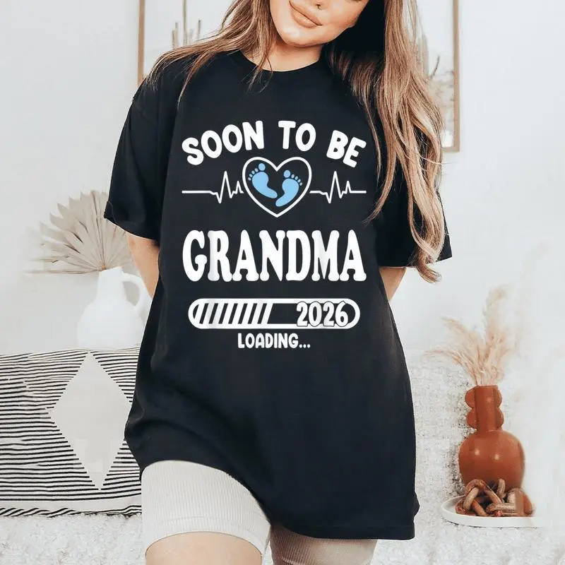 Soon To Be Grandma 2026 Loading Pregnancy Announcement Women's Oversized Comfort T-Shirt