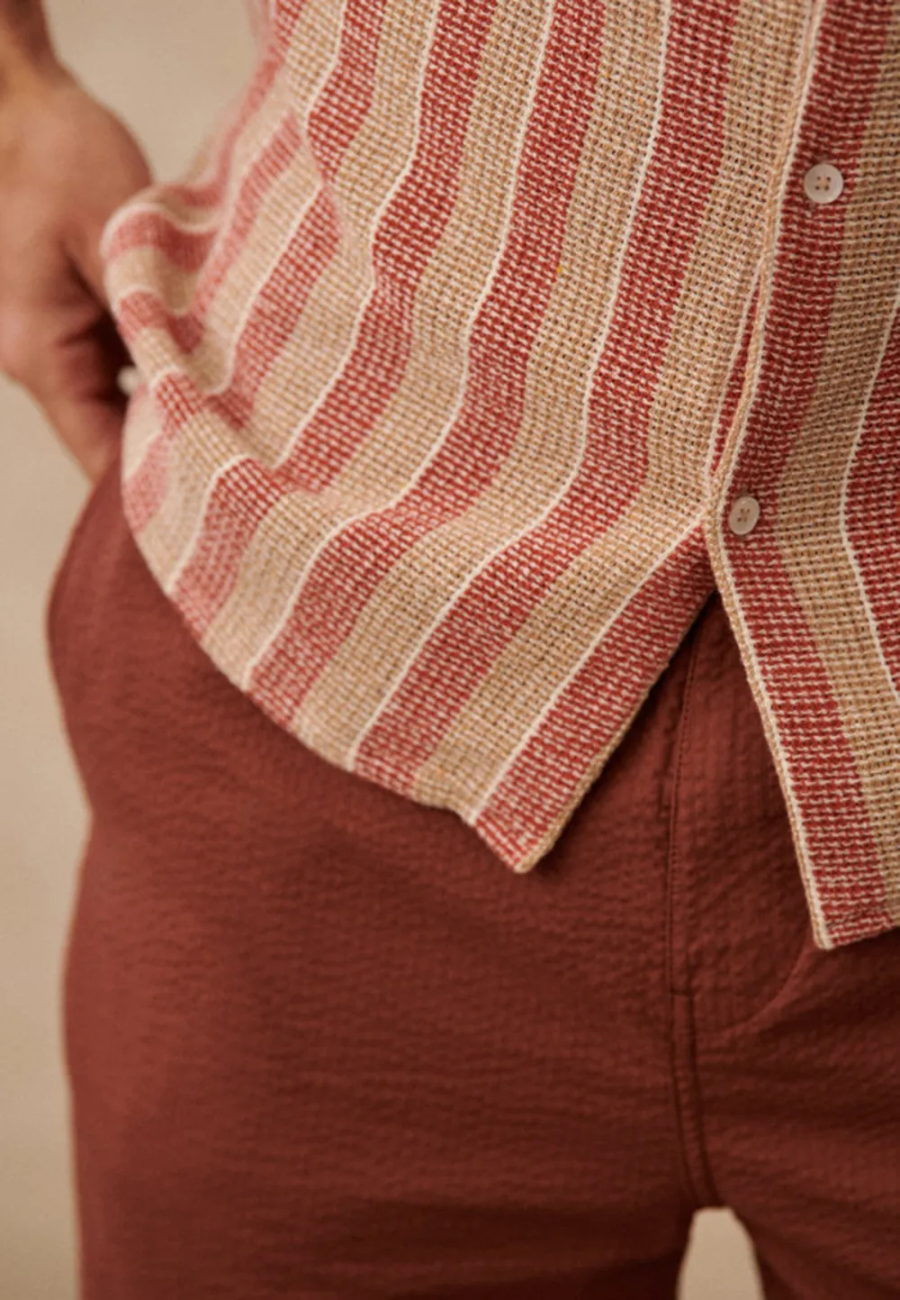 Shirt-Textured Rust / Beige stripes