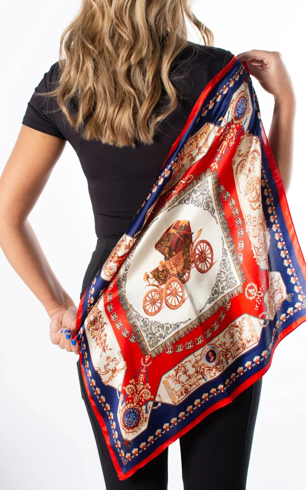 Delicate And Smooth Luxurious Exquisite Printed Silk Scarf