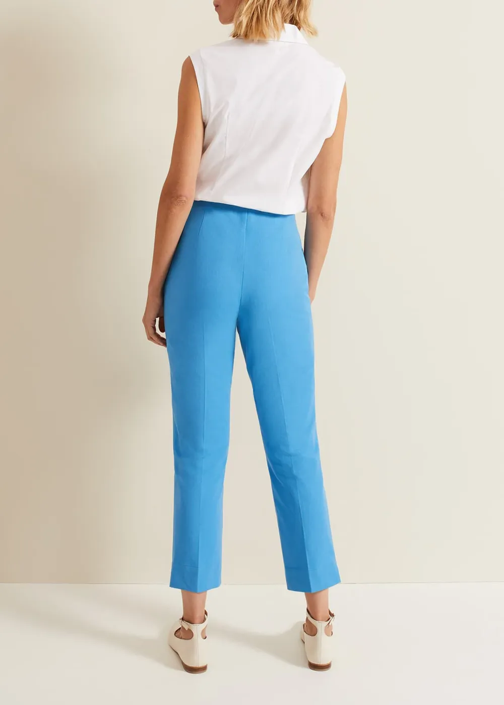 Conical Lady Pleated Trouser Suit