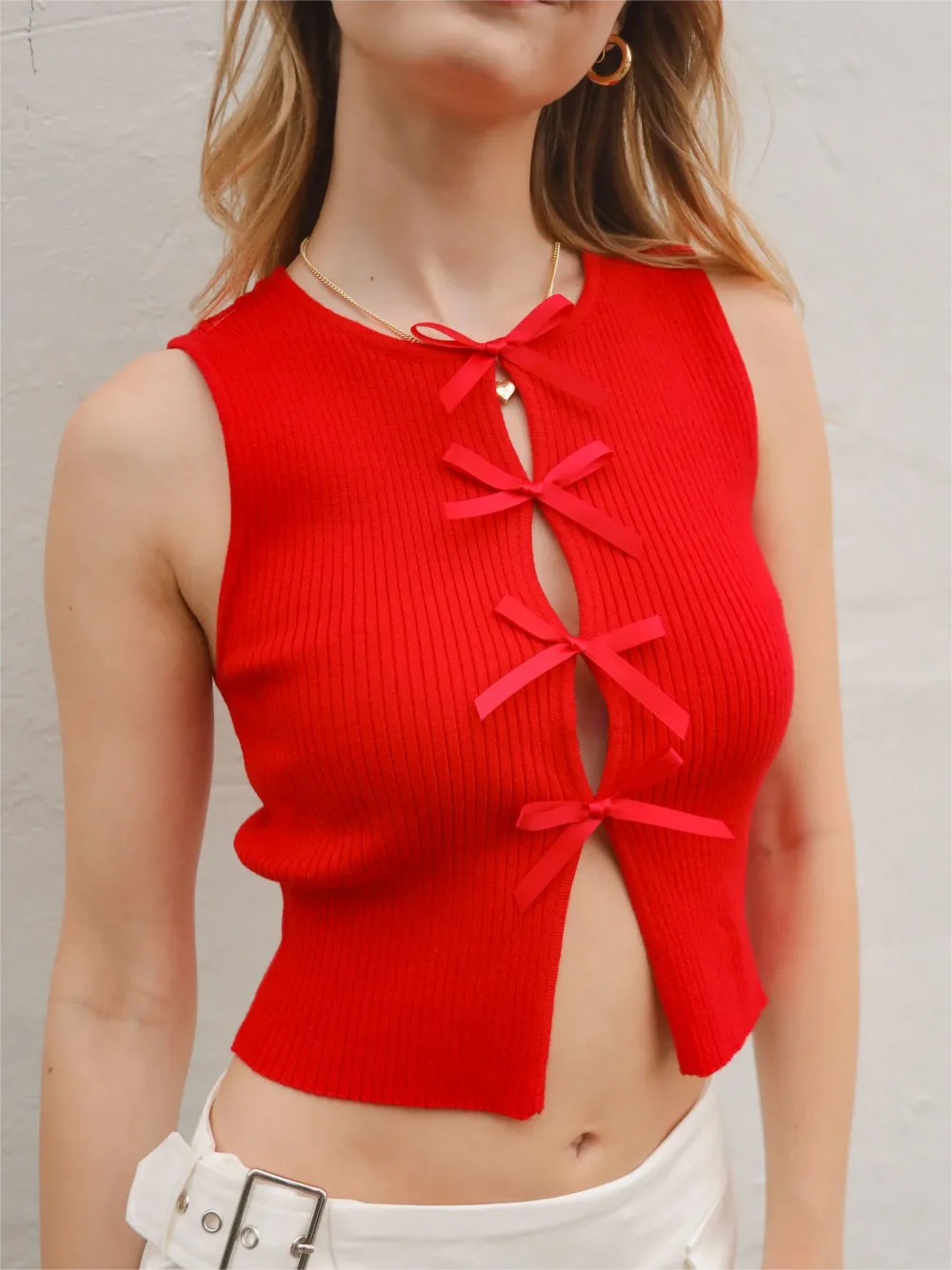 Red Sleeveless Lace Up Cropped Knit Top