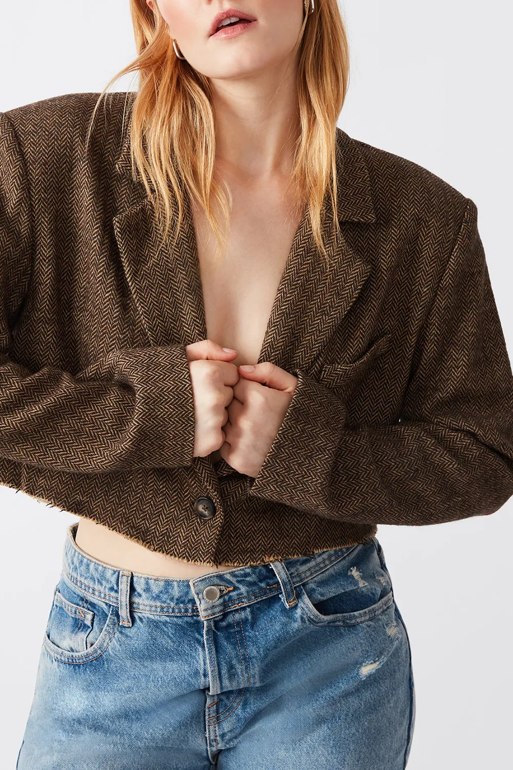 V Neck Cropped Blazer Brown