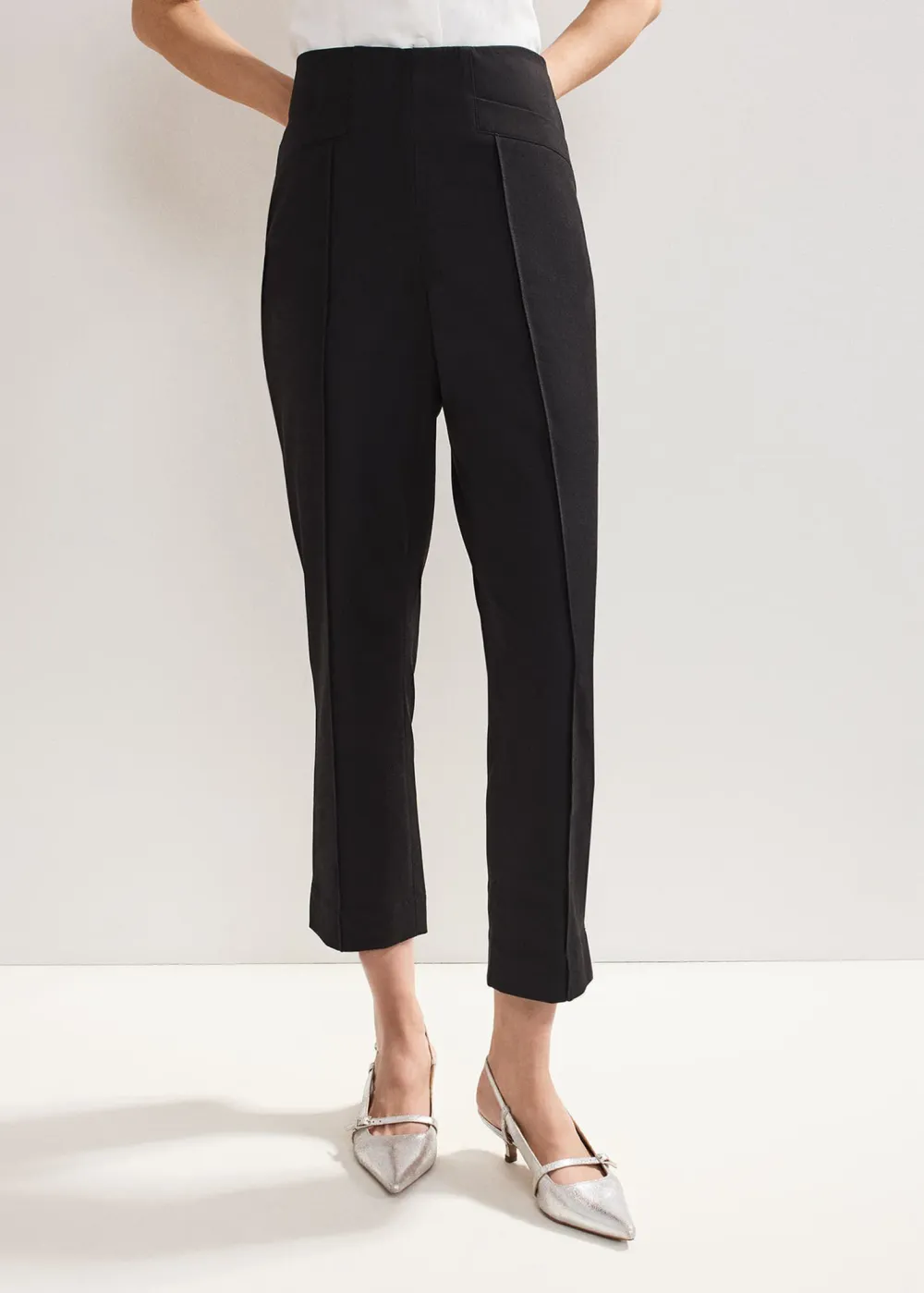 Conical Lady Pleated Trouser Suit