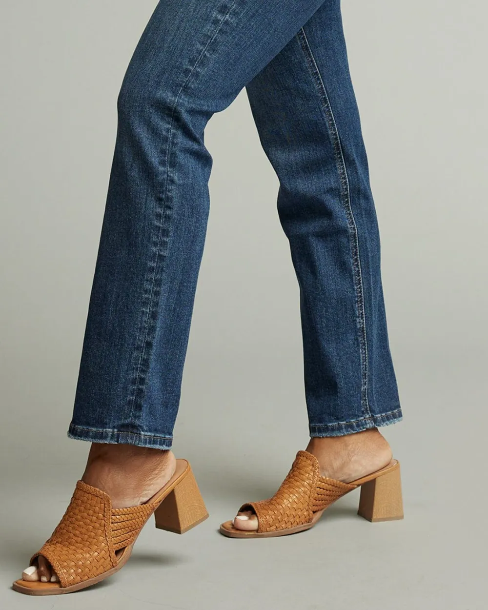 Mid Rise Straight Leg Jean