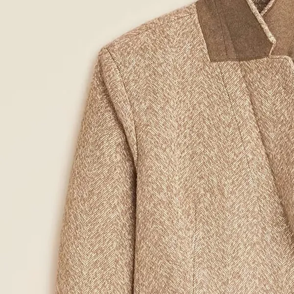 Double-Breasted Coat in Herringbone