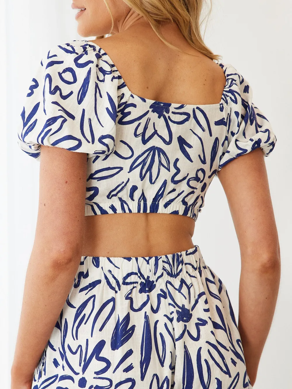 Casual Style Sweetheart Neckline Print Top