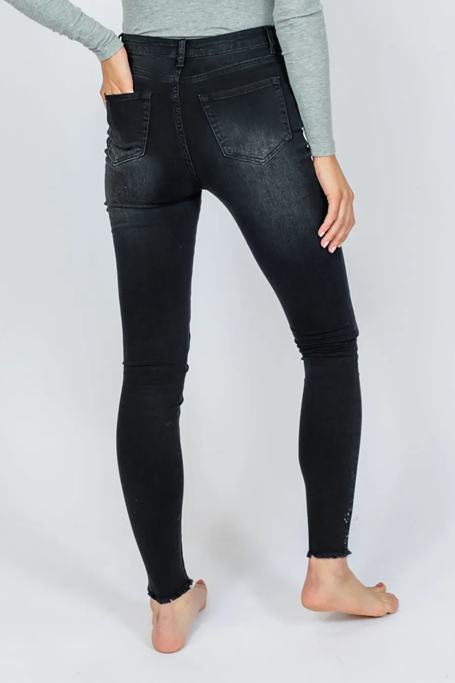 Black Skinny Jeans