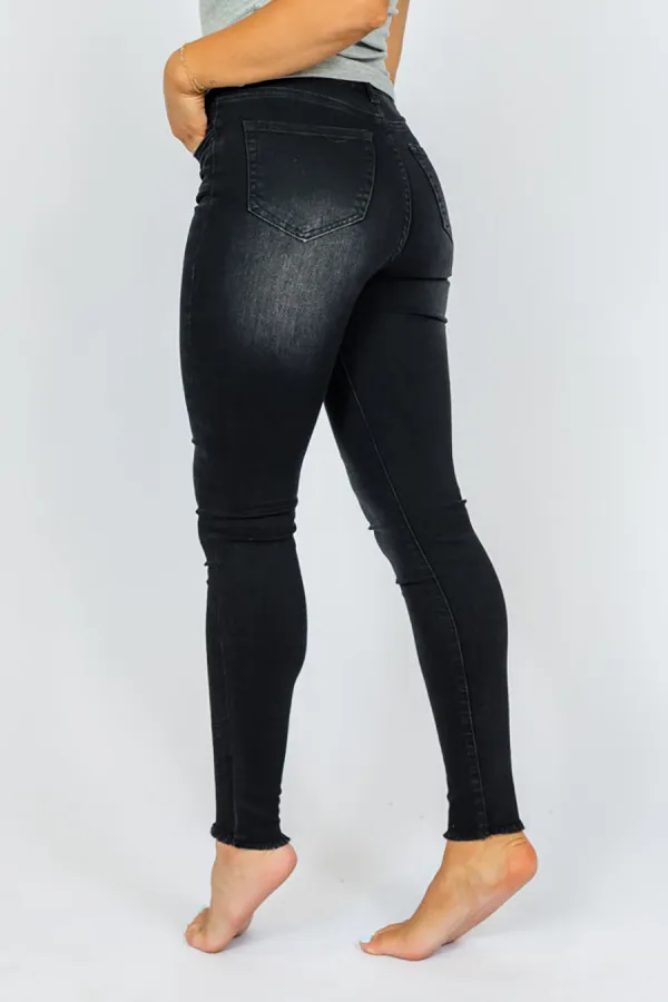 Black Skinny Jeans