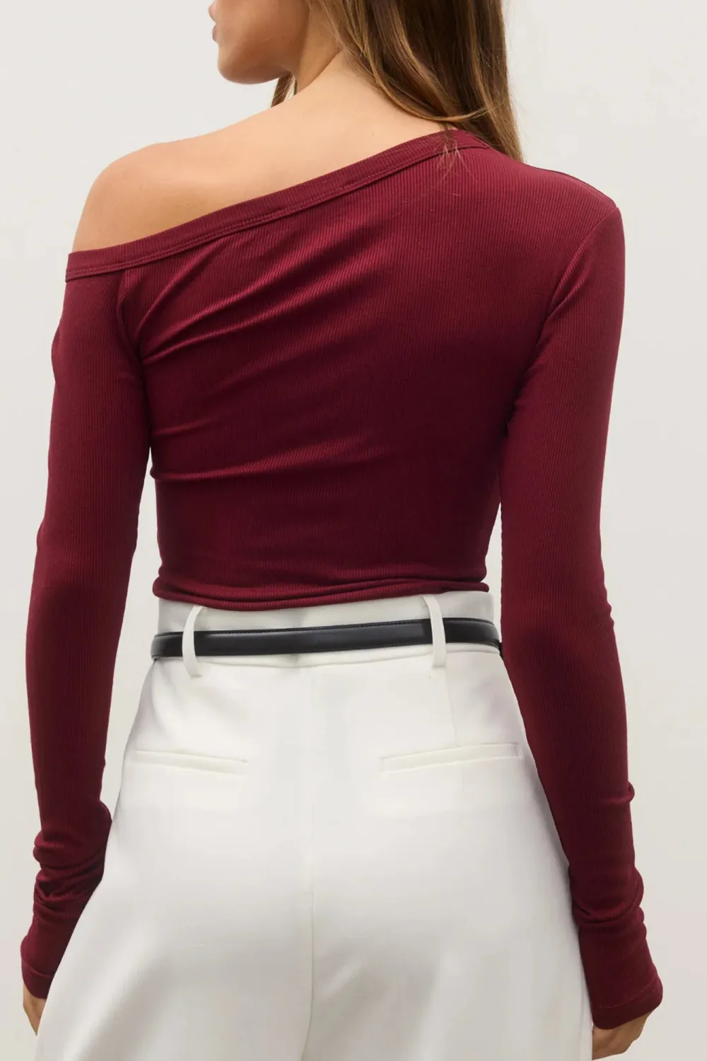 Simple Temperament Off-Shoulder Wine Long-Sleeved Tees