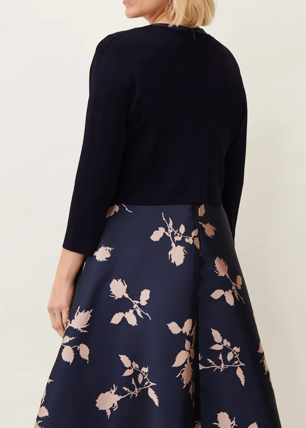 Black Simple Versatile Short Jacket