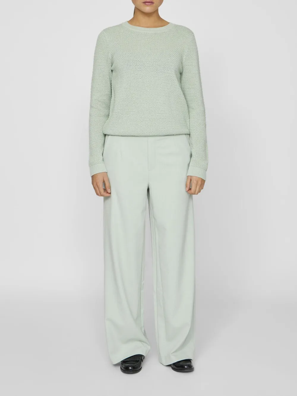 Wide Leg Pleat-Front Pants