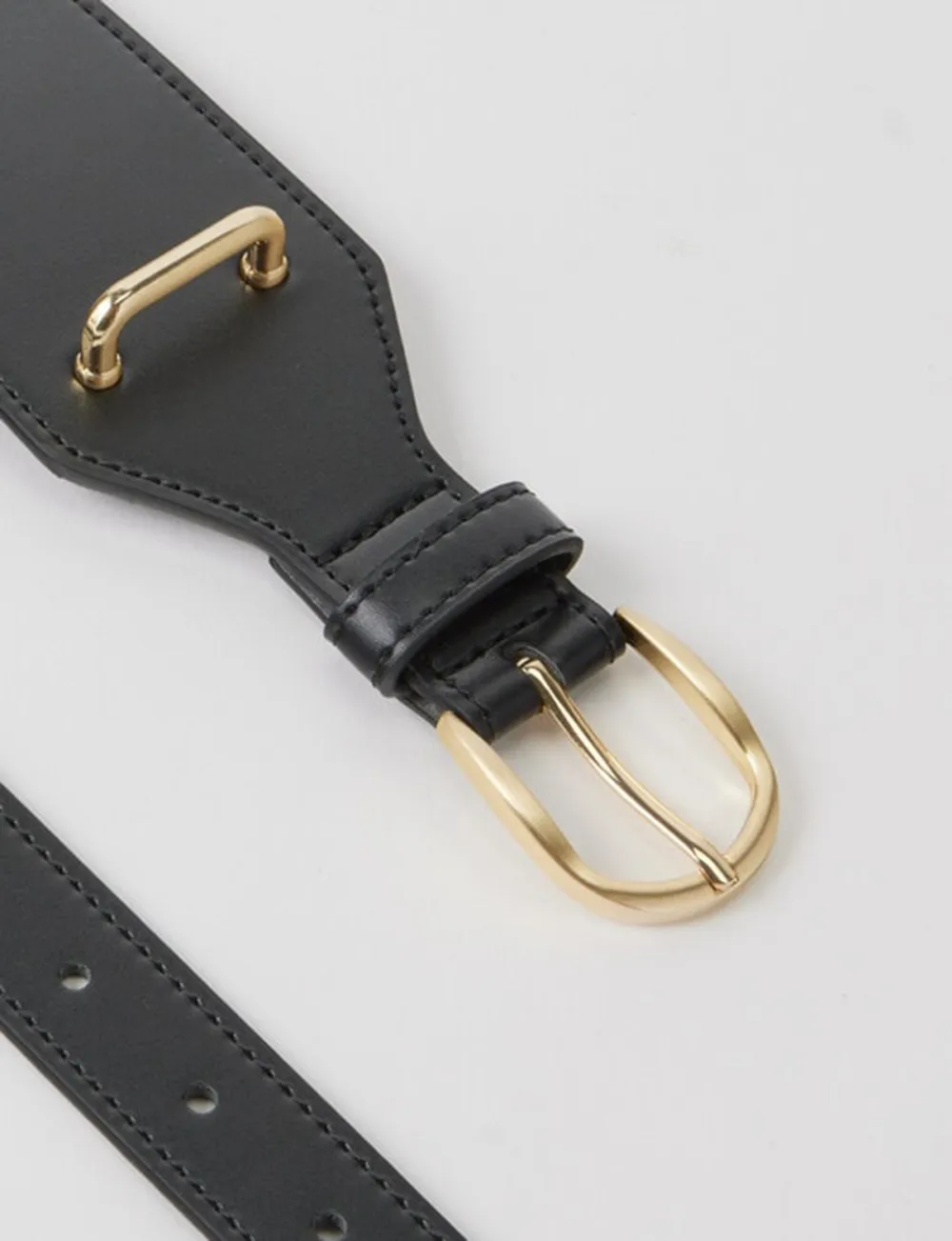 Versatile Commuter Black Leather Belt