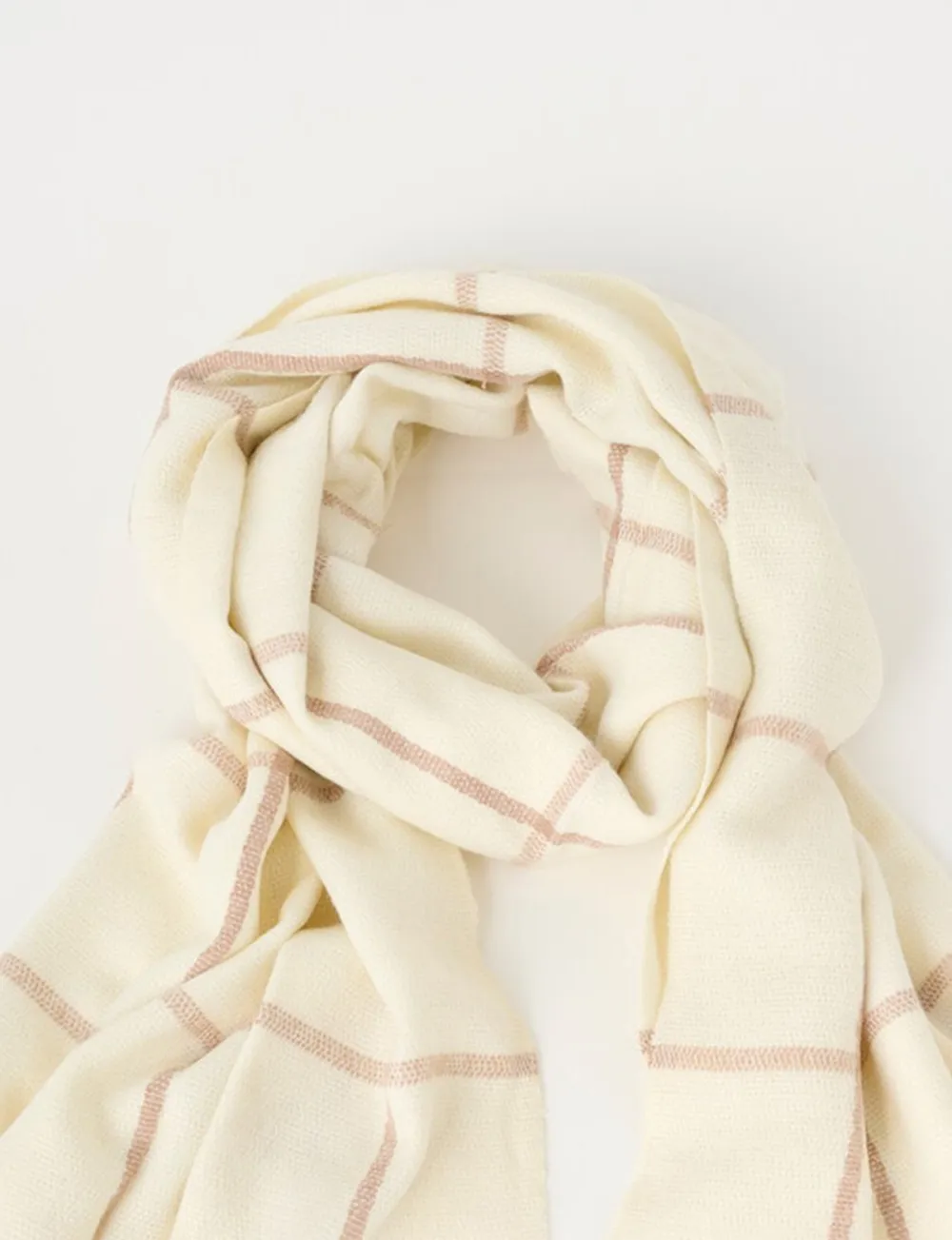High-End Exquisite Cream Scarf