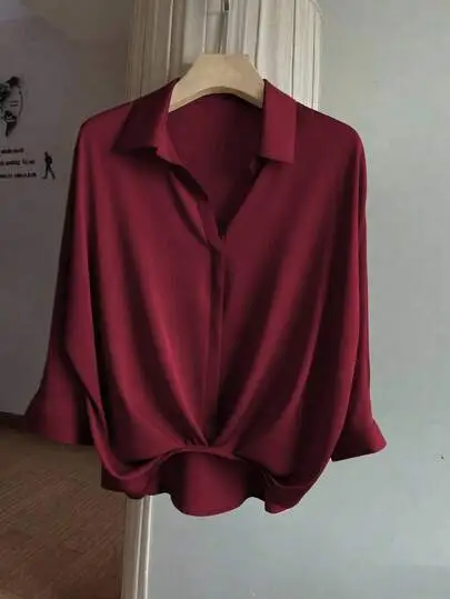 Pleated Hem 3/4 Sleeve Blouse
