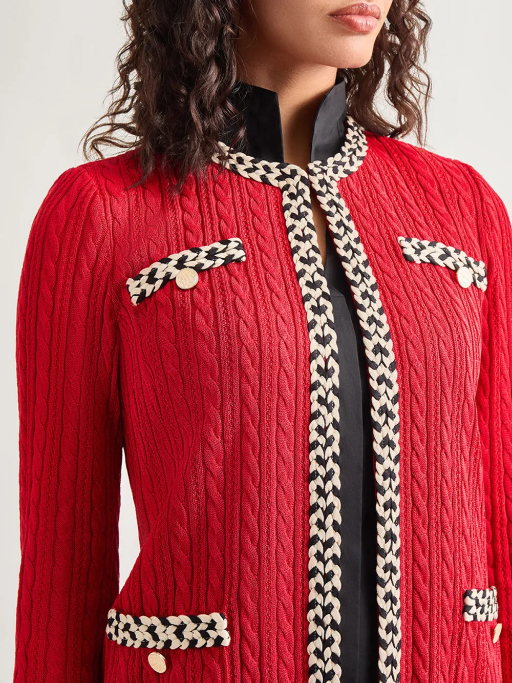 Color Blocking Long Sleeved Round Neck Jacket