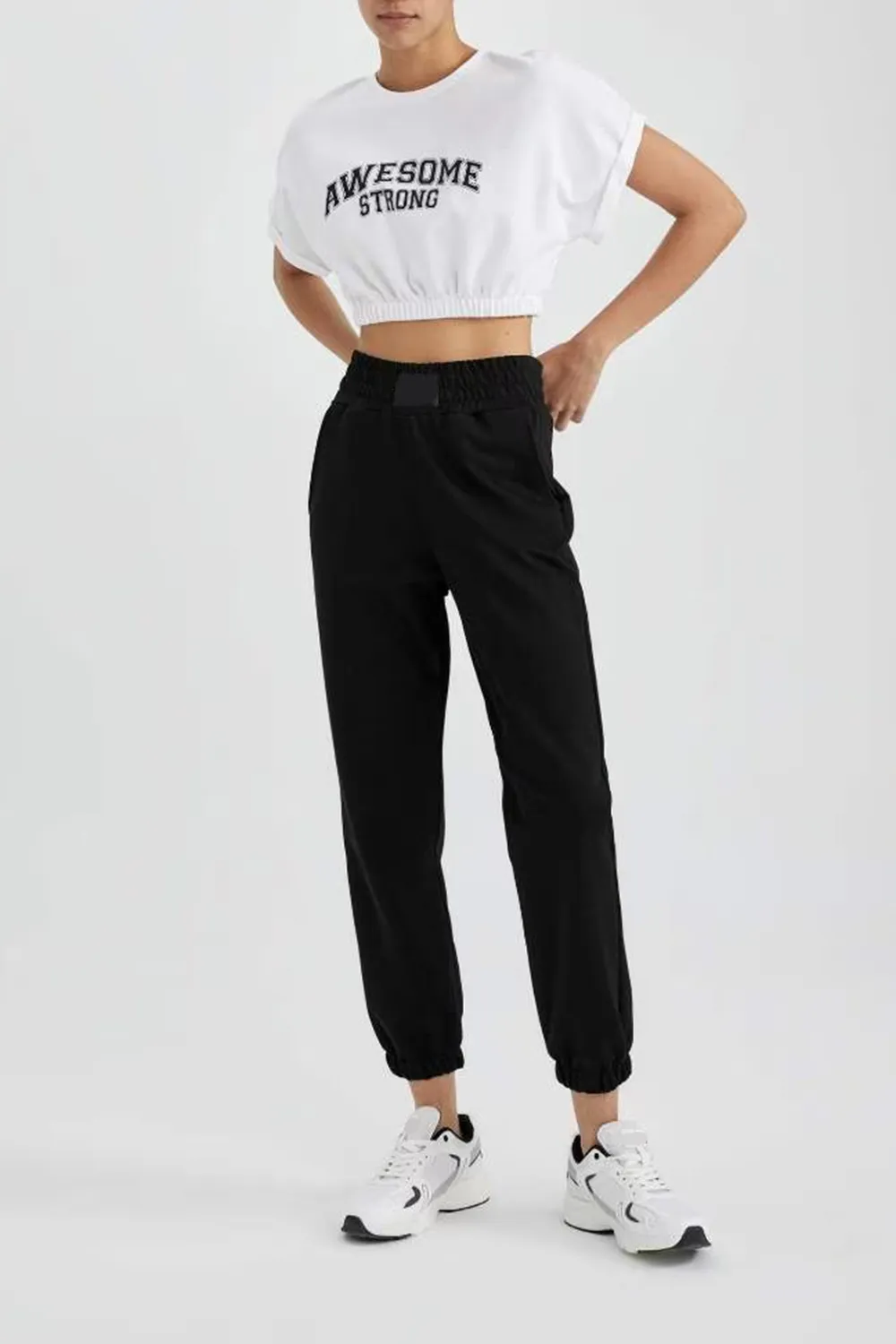 Black Standard Fit Jogger Sweatpants