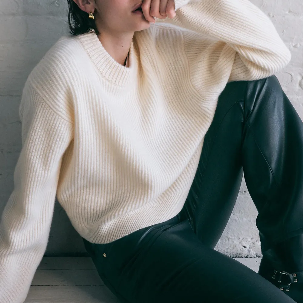 Ribbed Cashmere Cropped Crewneck Sweaters