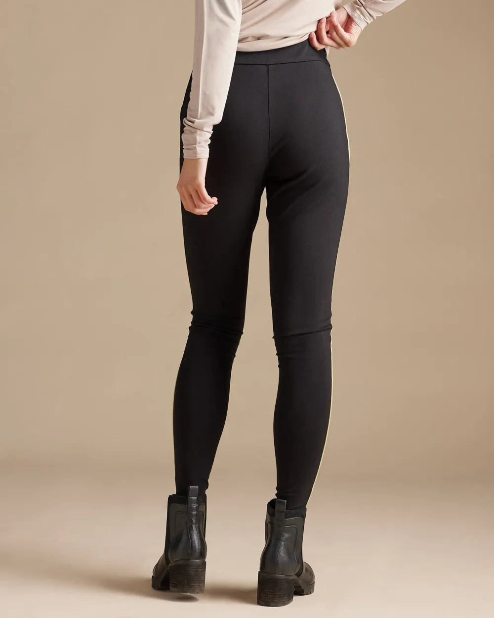 Black Elastic Waist Legging