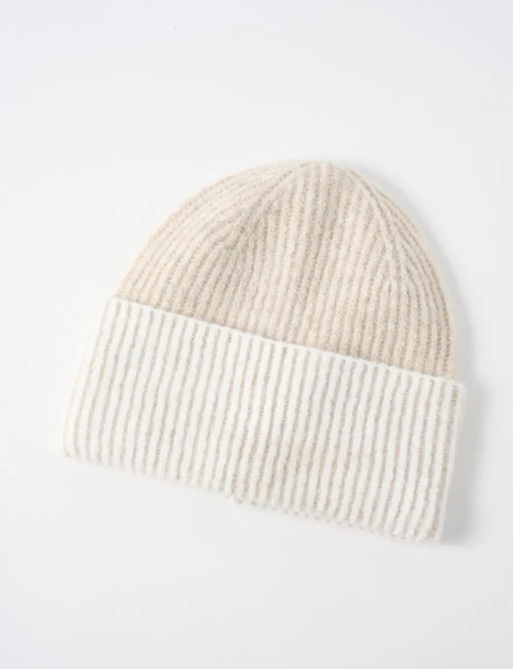 High-Grade Monochrome Gentle Hat
