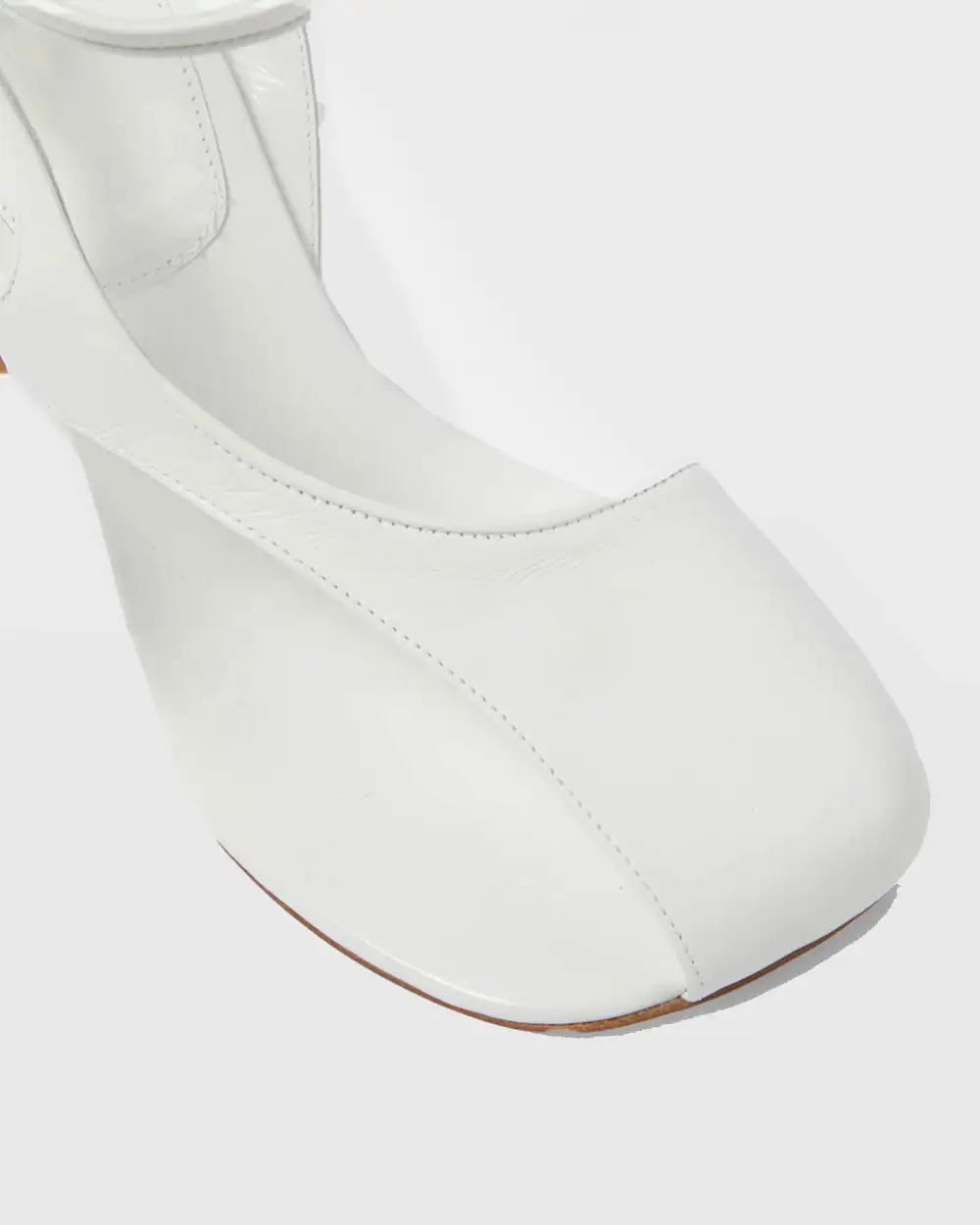 Split Toe Flared Heel Sandals in White