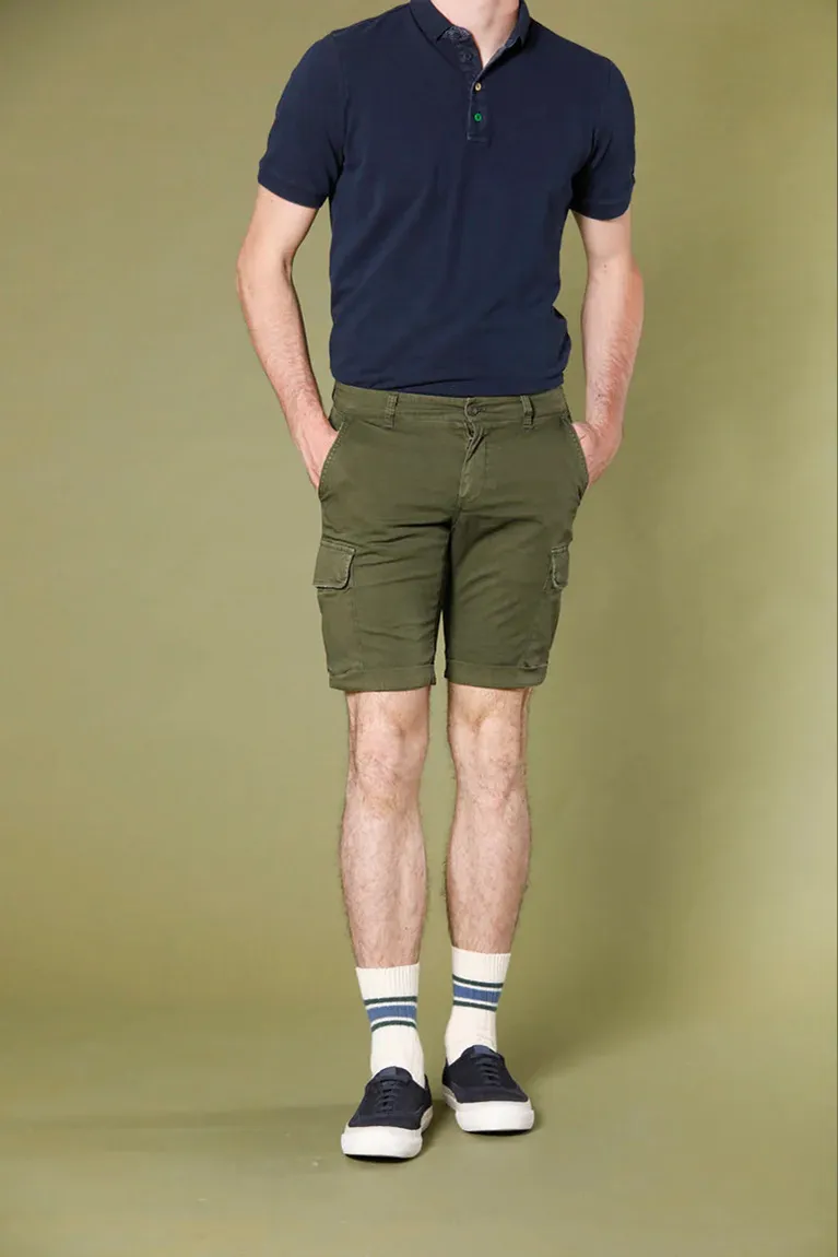 Men's Slim Fit Large Pocket Cotton Green Shorts