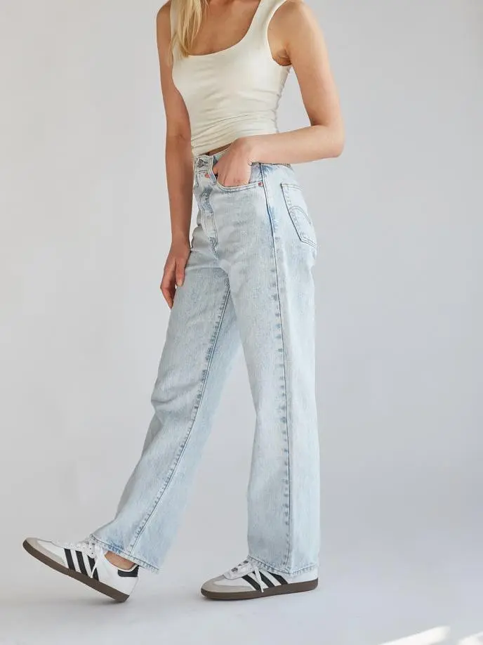 Levi's Ribcage Straight Ankle Jeans Ojai Shore