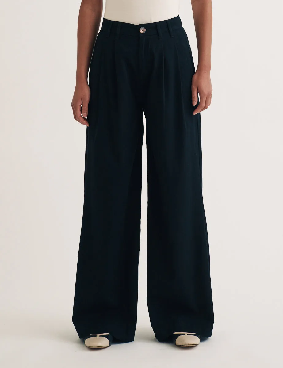 Black Twill Pleated Wide Leg Trousers