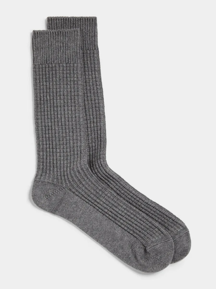 CLASSIC TEXTURED SOCKS​
