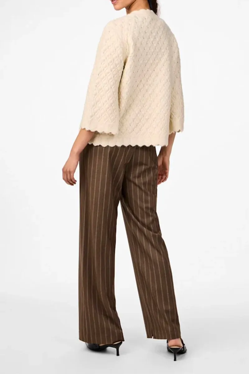 Bow Accentuated Cropped Knitwears