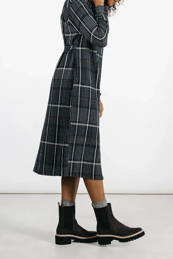 The Lapel Cotton Shirt Dress